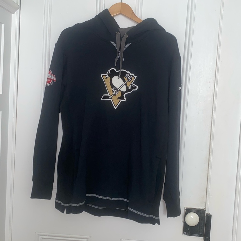 VINTAGE PITTSBURGH PENGUINS HOODIE LARGE